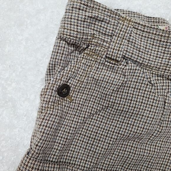 American Eagle Herringbone Shorts - Picture 2 of 5